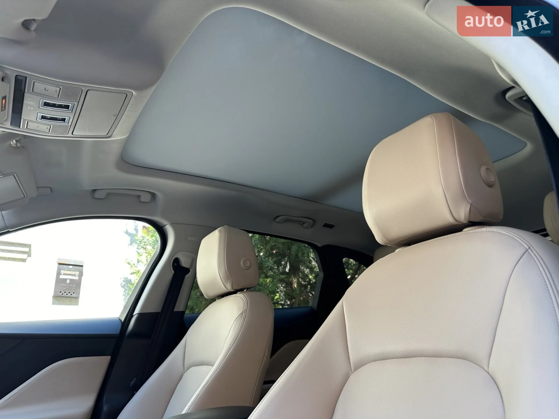 Jaguar F-Pace 2017 VIN SADCJ2FX0JA274633 фото оголошення 14 з 20