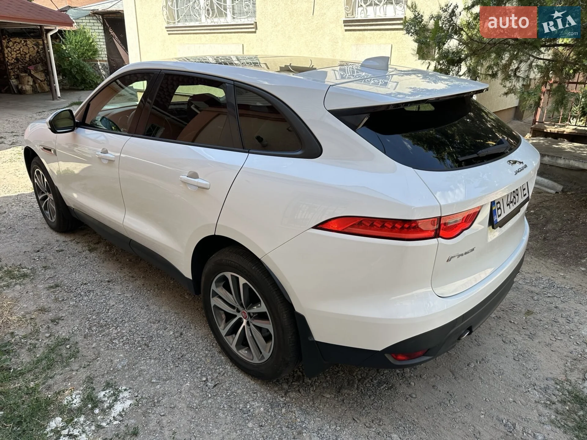 Jaguar F-Pace 2017 VIN SADCJ2FX0JA274633 фото оголошення 5 з 20