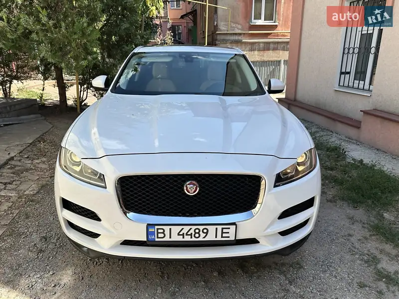 Jaguar F-Pace