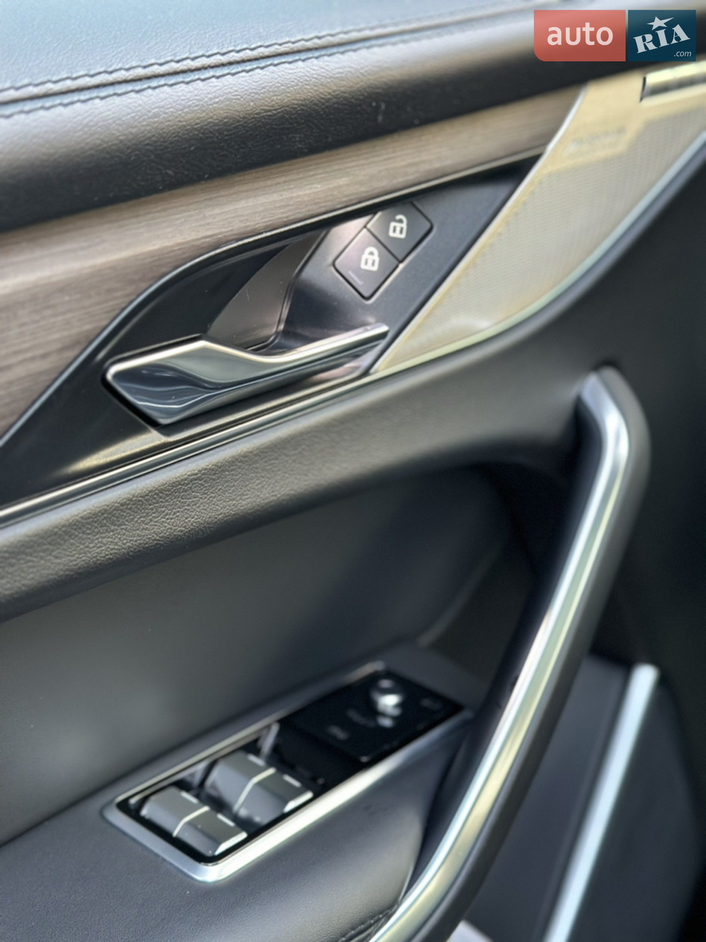 2021 Jaguar F-Pace - мініатюра 17
