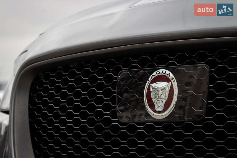 Позашляховик / Кросовер Jaguar F-Pace 2019 в Львові