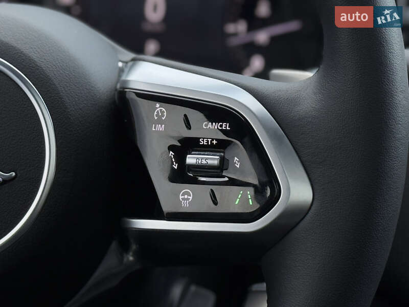Внедорожник / Кроссовер Jaguar F-Pace 2023 в Киеве