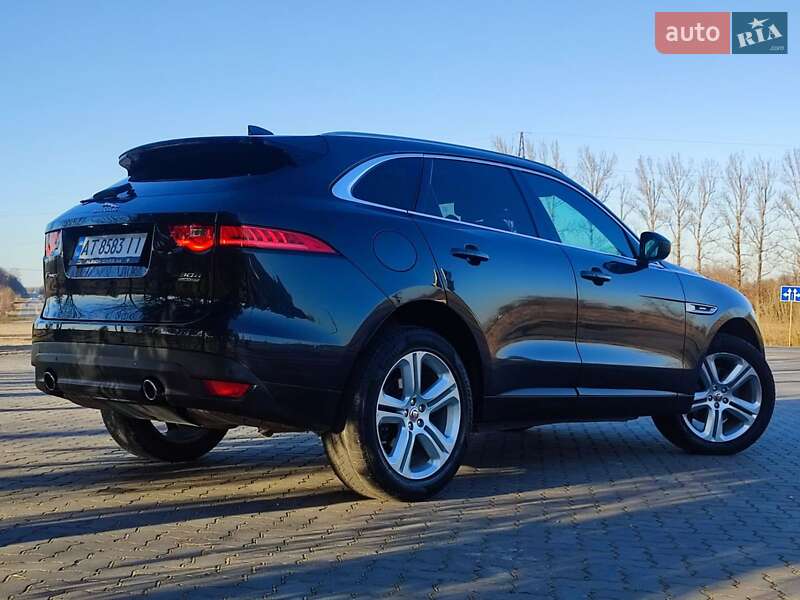 Внедорожник / Кроссовер Jaguar F-Pace 2017 в Ивано-Франковске