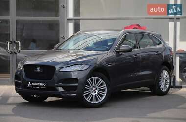 Внедорожник / Кроссовер Jaguar F-Pace 2015 в 