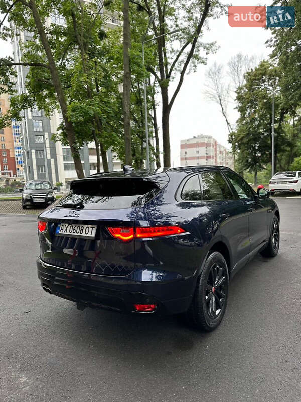 Позашляховик / Кросовер Jaguar F-Pace 2017 в Харкові