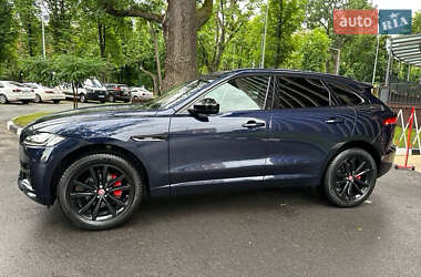 Позашляховик / Кросовер Jaguar F-Pace 2017 в 