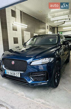 Позашляховик / Кросовер Jaguar F-Pace 2017 в 