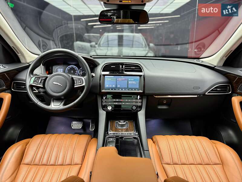 Позашляховик / Кросовер Jaguar F-Pace 2017 в Києві фото 45 Позашляховик / Кросовер Jaguar F-Pace 2017 в Києві