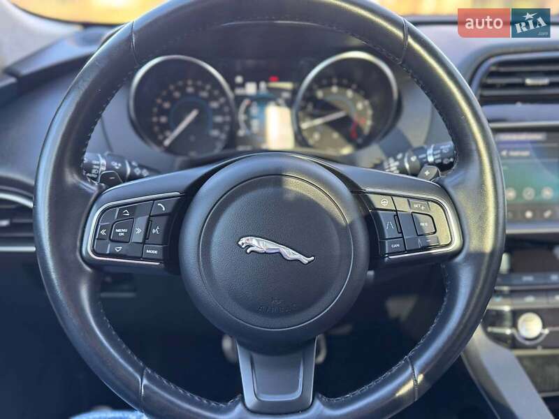 Внедорожник / Кроссовер Jaguar F-Pace 2018 в Киеве