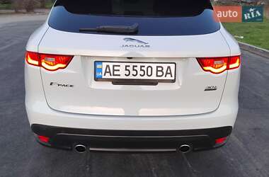Внедорожник / Кроссовер Jaguar F-Pace 2018 в 