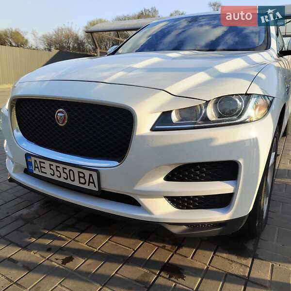 Позашляховик / Кросовер Jaguar F-Pace 2018 в Дніпрі