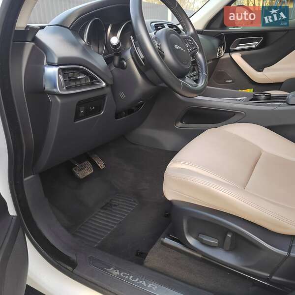 Позашляховик / Кросовер Jaguar F-Pace 2018 в Дніпрі