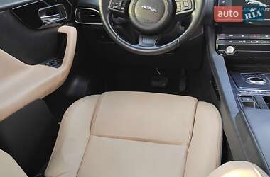 Позашляховик / Кросовер Jaguar F-Pace 2018 в Дніпрі