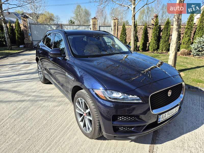 Внедорожник / Кроссовер Jaguar F-Pace 2017 в 