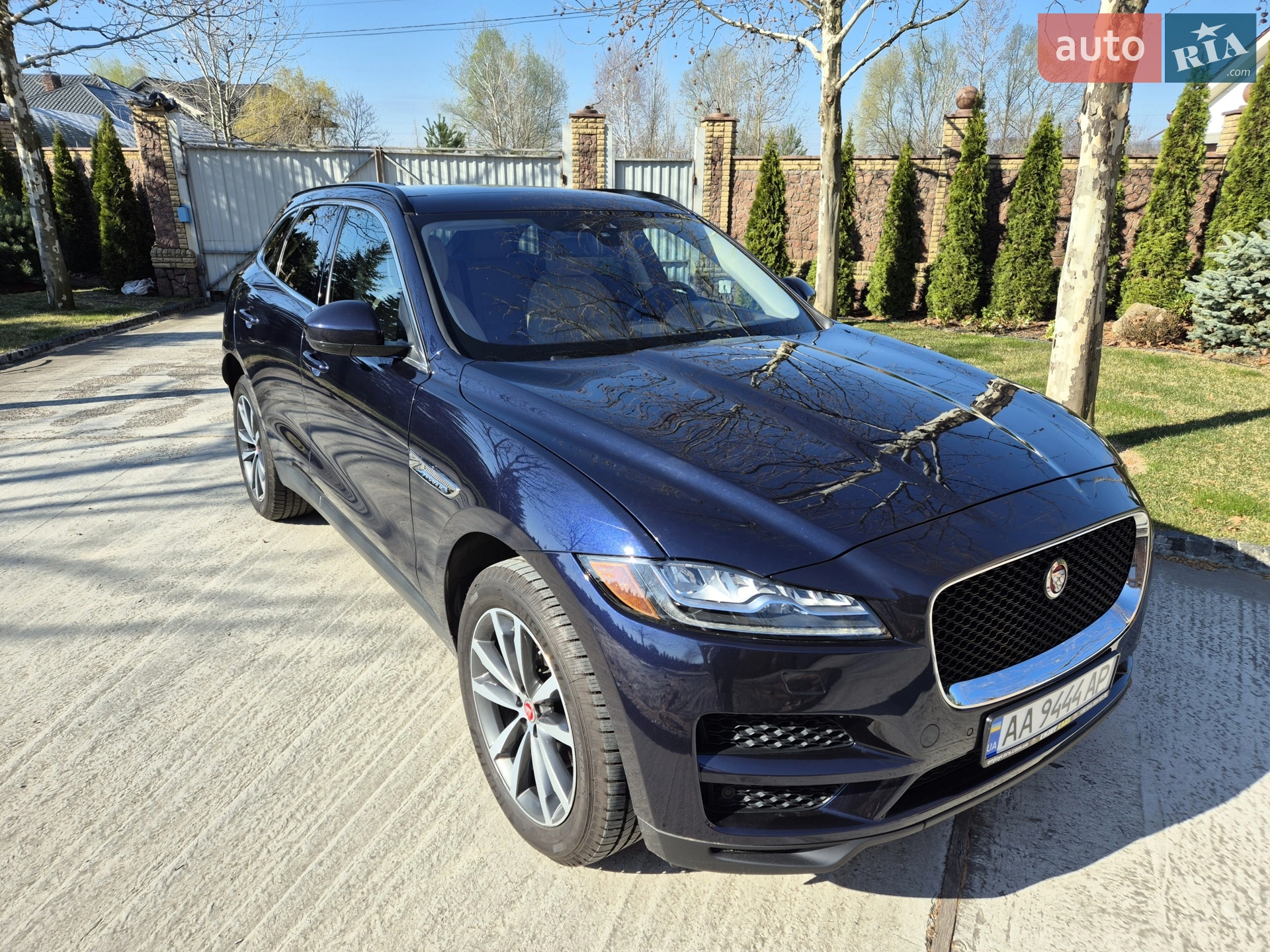 2017 Jaguar F-Pace - мініатюра 2