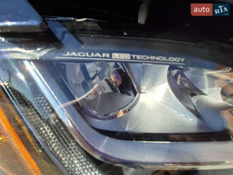 Внедорожник / Кроссовер Jaguar F-Pace 2017 в Киеве