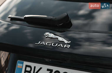 Внедорожник / Кроссовер Jaguar F-Pace 2019 в 
