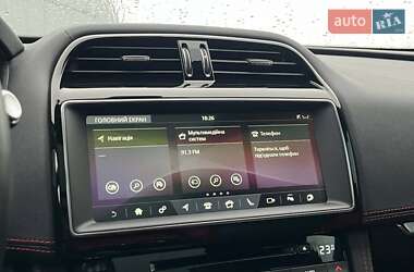 Позашляховик / Кросовер Jaguar F-Pace 2020 в 