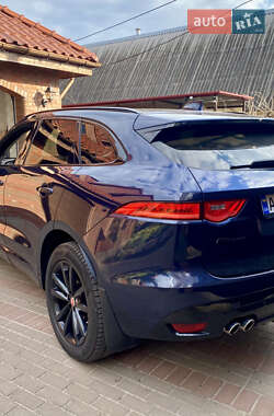 Позашляховик / Кросовер Jaguar F-Pace 2017 в 
