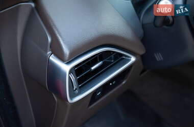 Позашляховик / Кросовер Jaguar F-Pace 2016 в 