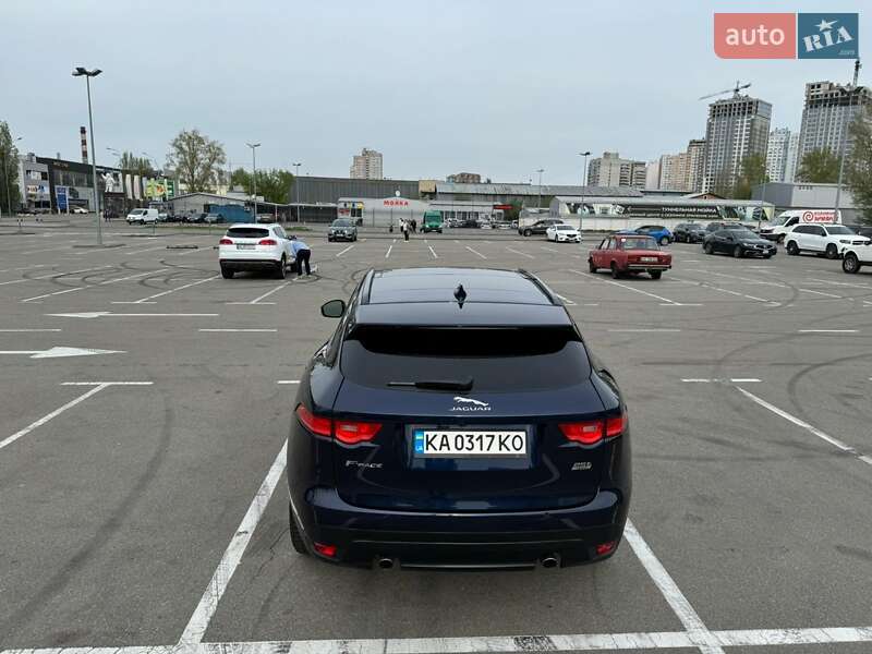 Внедорожник / Кроссовер Jaguar F-Pace 2017 в Киеве