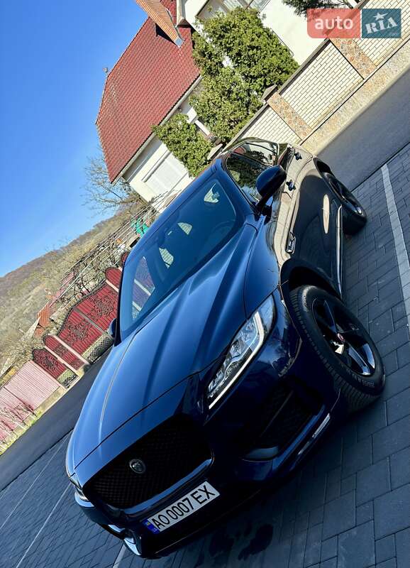 Позашляховик / Кросовер Jaguar F-Pace 2020 в Ужгороді