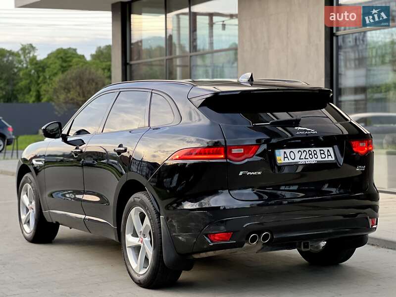 Внедорожник / Кроссовер Jaguar F-Pace 2016 в Ужгороде