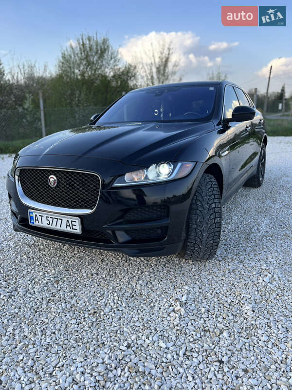 Позашляховик / Кросовер Jaguar F-Pace 2016 в Івано-Франківську
