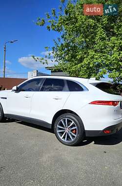 Внедорожник / Кроссовер Jaguar F-Pace 2017 в 