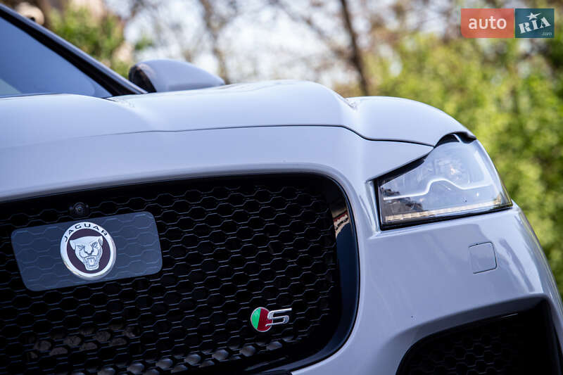 Внедорожник / Кроссовер Jaguar F-Pace 2017 в Львове