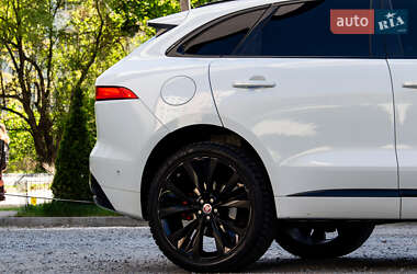 Позашляховик / Кросовер Jaguar F-Pace 2017 в 