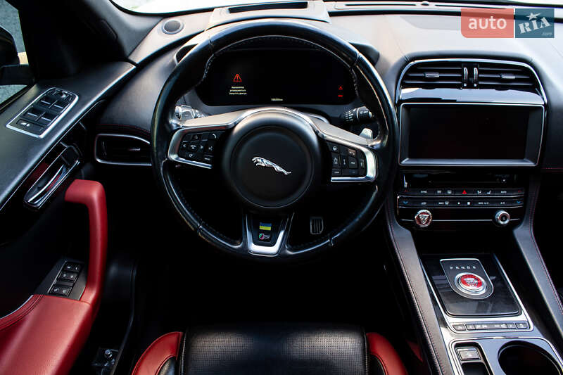 Внедорожник / Кроссовер Jaguar F-Pace 2017 в Львове