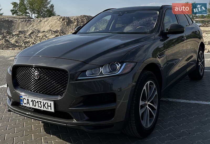 Внедорожник / Кроссовер Jaguar F-Pace 2016 в Черкассах