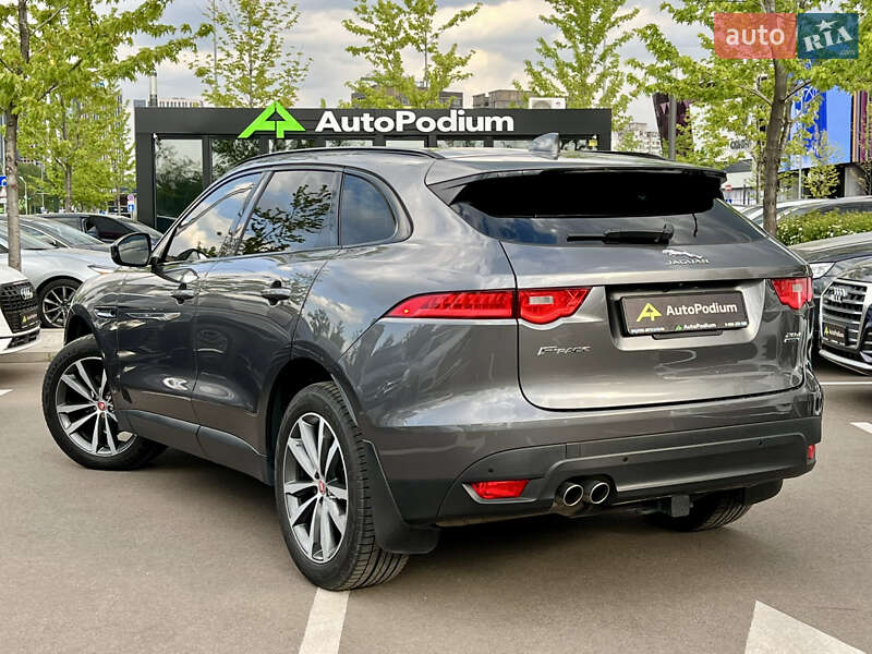 Позашляховик / Кросовер Jaguar F-Pace 2017 в Києві