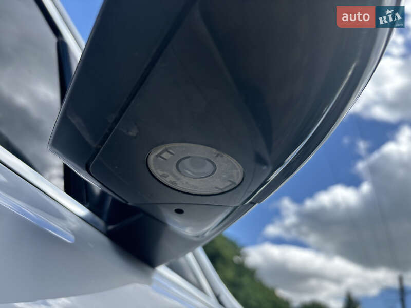 Внедорожник / Кроссовер Jaguar F-Pace 2016 в Стрые фото 10 Внедорожник / Кроссовер Jaguar F-Pace 2016 в Стрые