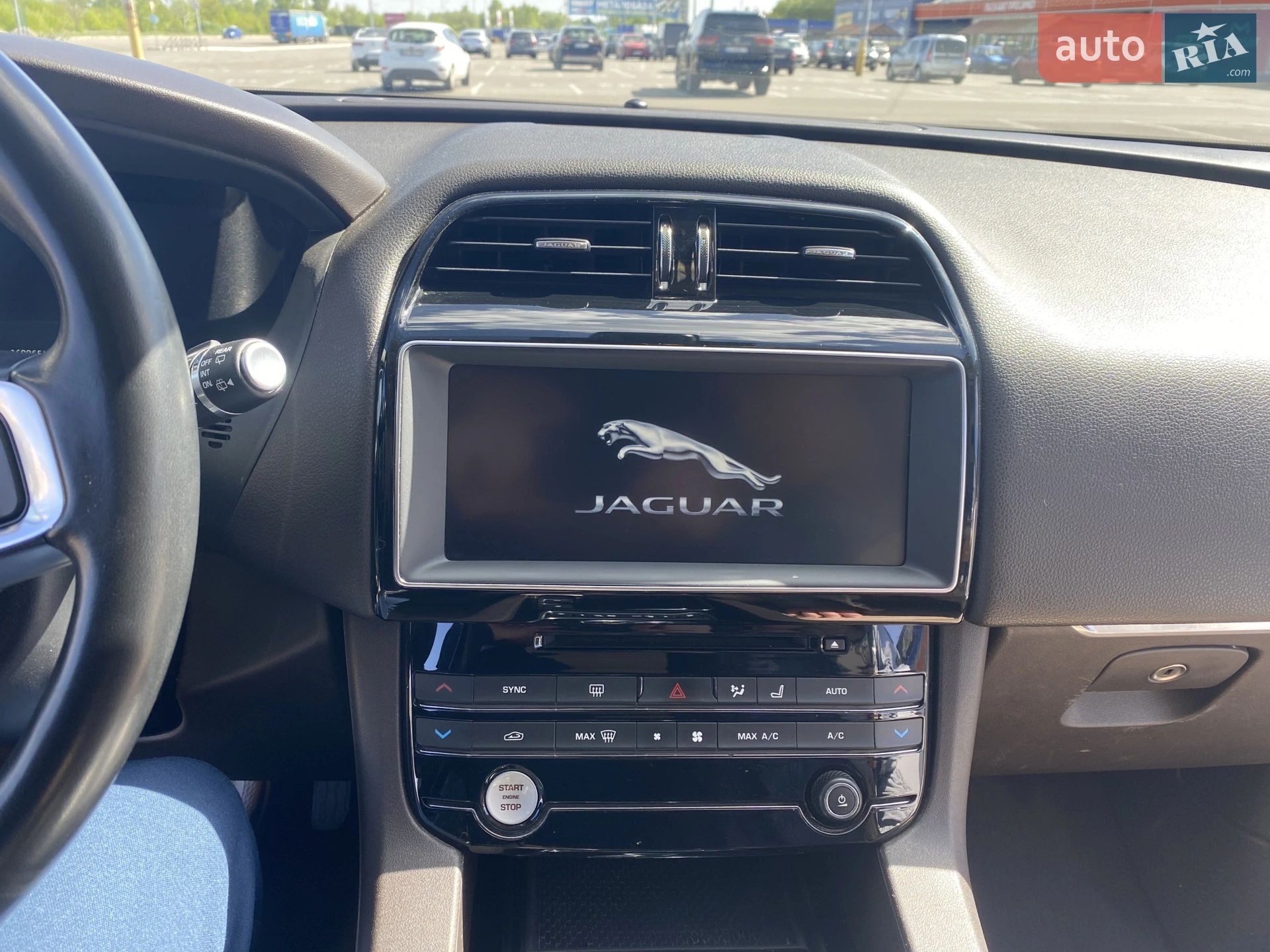 2017 Jaguar F-Pace - мініатюра 12