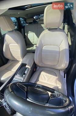Внедорожник / Кроссовер Jaguar F-Pace 2017 в 