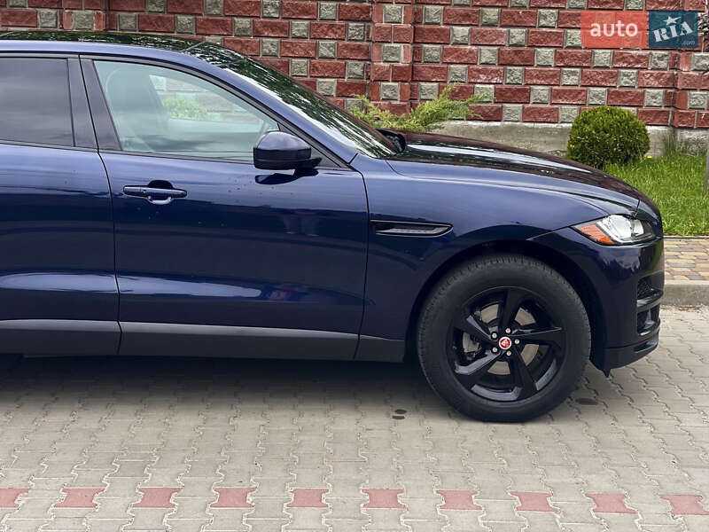Внедорожник / Кроссовер Jaguar F-Pace 2019 в Луцке