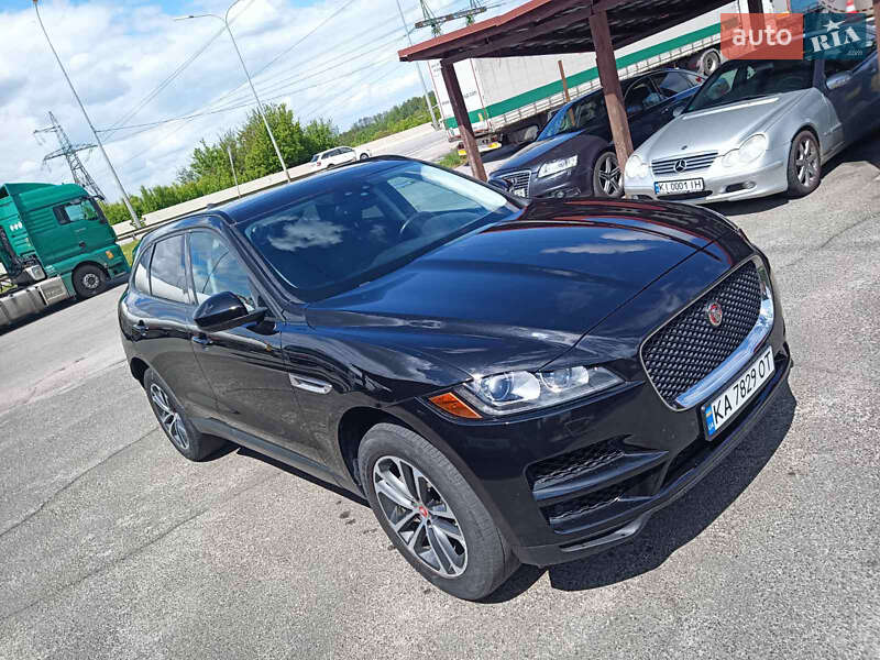 Позашляховик / Кросовер Jaguar F-Pace 2017 в Києві