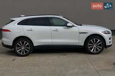 Внедорожник / Кроссовер Jaguar F-Pace 2017 в 