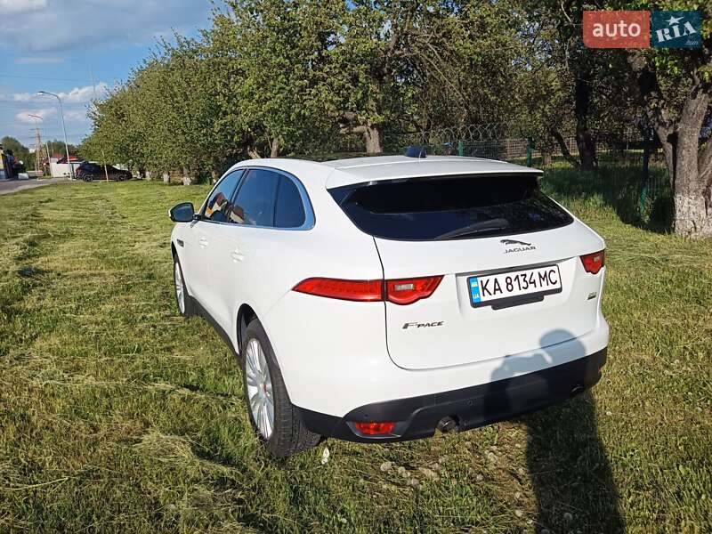 Позашляховик / Кросовер Jaguar F-Pace 2020 в Києві