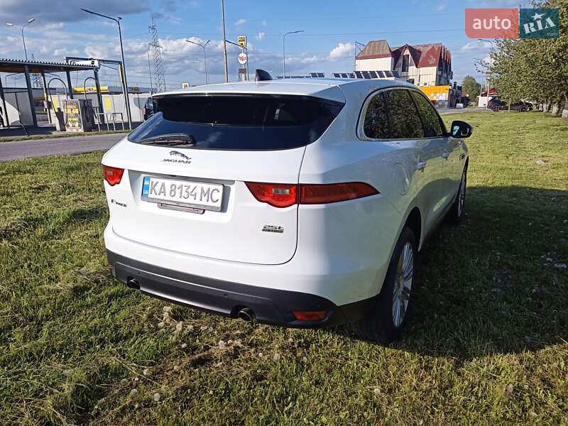 Позашляховик / Кросовер Jaguar F-Pace 2020 в Києві