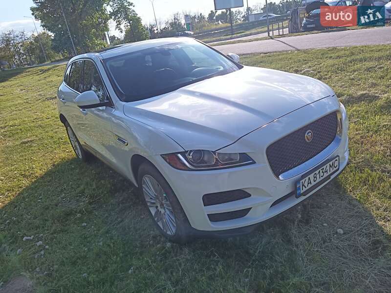 Позашляховик / Кросовер Jaguar F-Pace 2020 в Києві