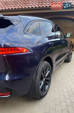 Позашляховик / Кросовер Jaguar F-Pace 2017 в 