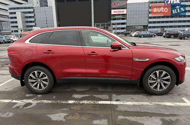 Внедорожник / Кроссовер Jaguar F-Pace 2017 в 