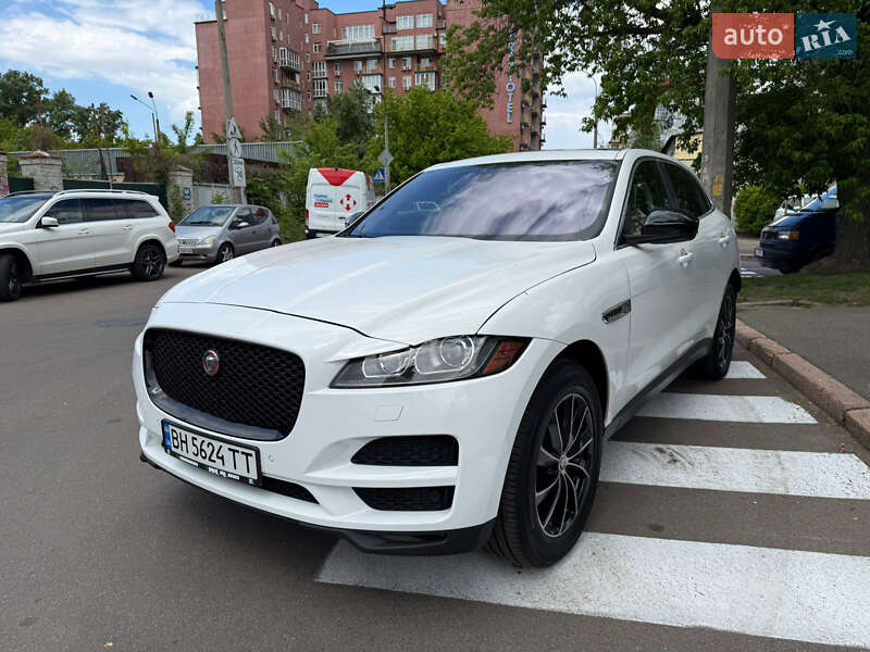 Внедорожник / Кроссовер Jaguar F-Pace 2017 в 