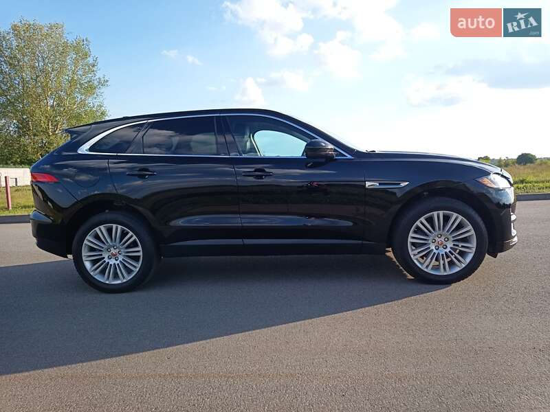 Позашляховик / Кросовер Jaguar F-Pace 2019 в Києві