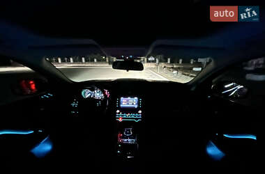 Внедорожник / Кроссовер Jaguar F-Pace 2016 в 
