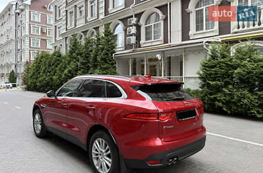 Внедорожник / Кроссовер Jaguar F-Pace 2017 в 