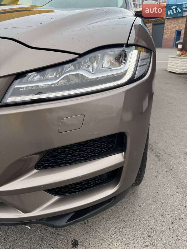 Внедорожник / Кроссовер Jaguar F-Pace 2016 в Днепре